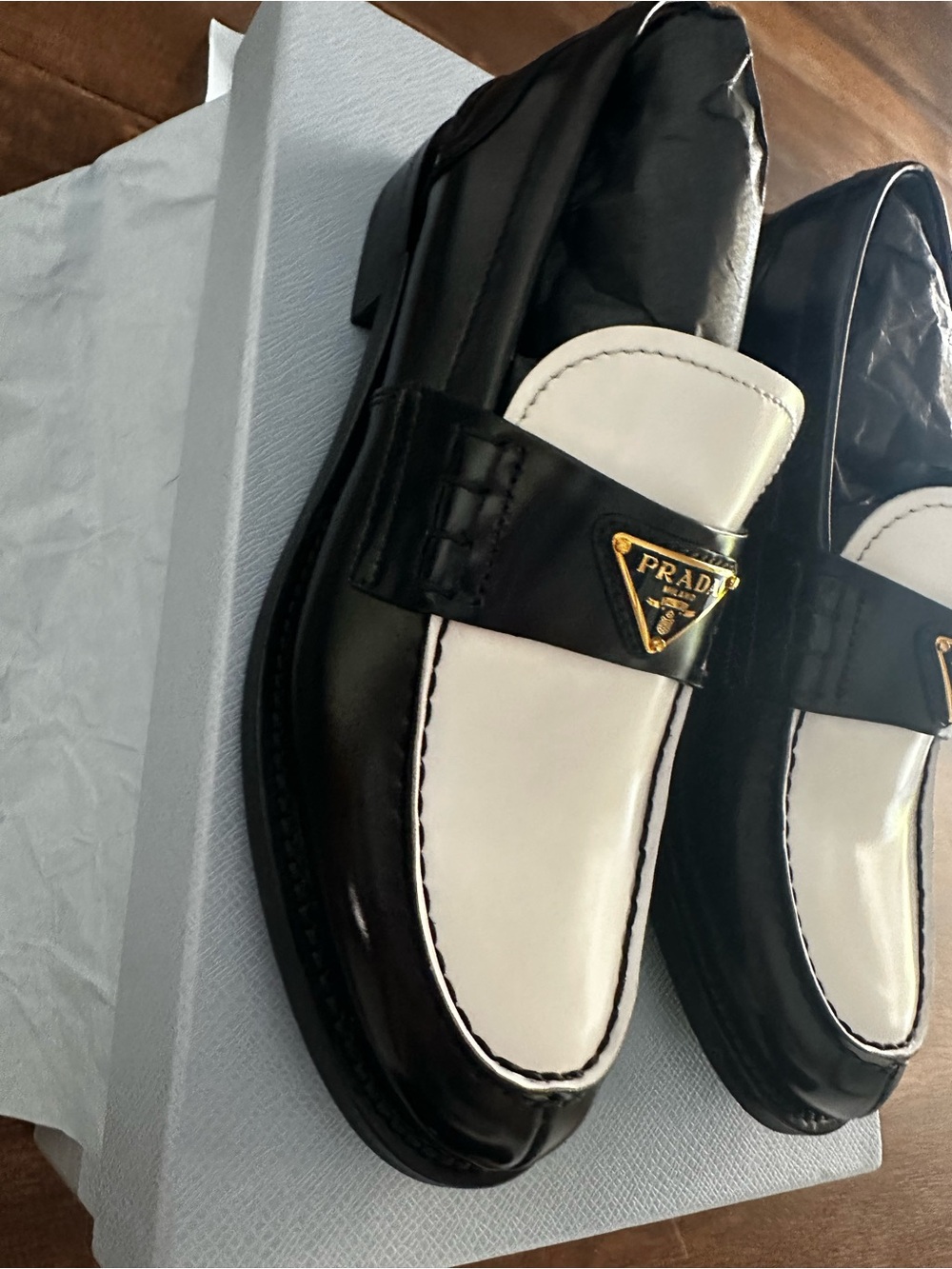 Prada Black and White Leather Penny Loafers with Gold Logo - Picture 11 of 14